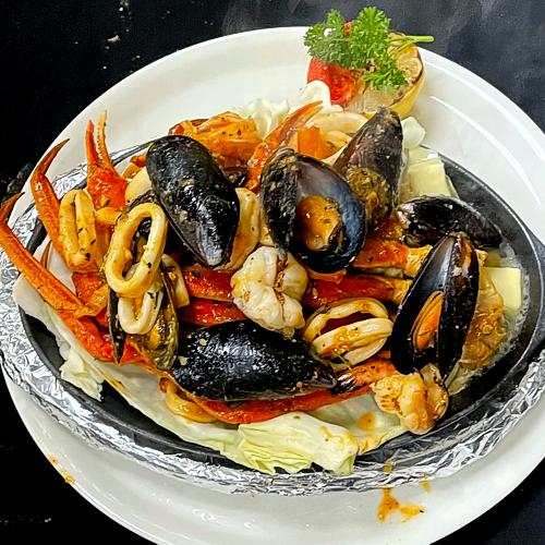Seafood Lover's Sizzler