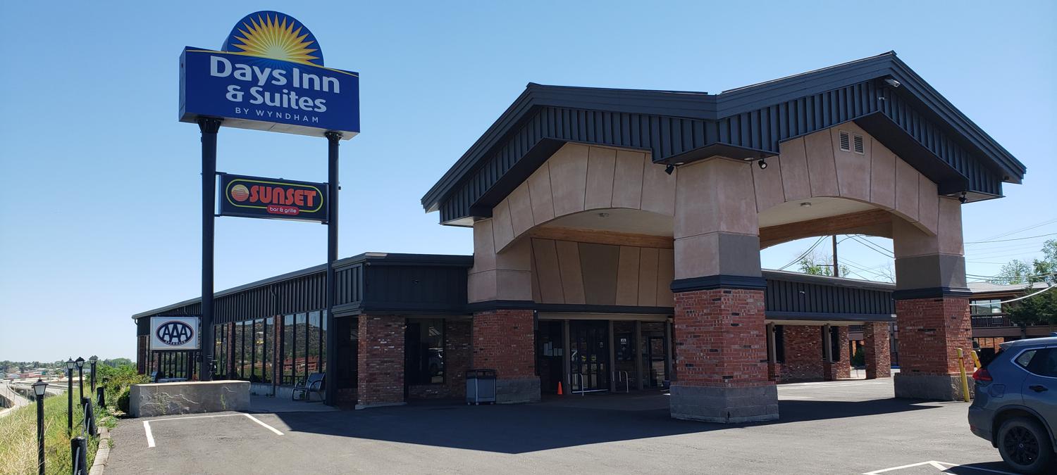 Located in Days Inn Just Off I25